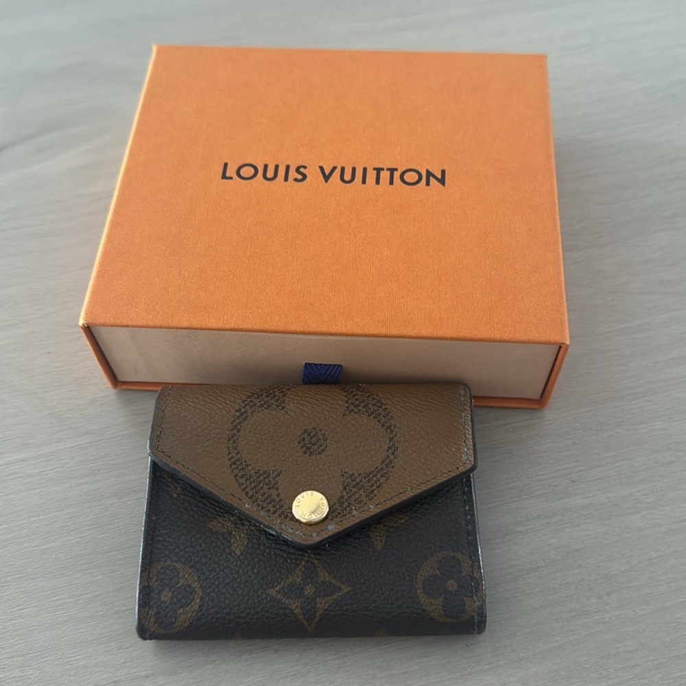 Louis Vuitton Victorine Wallet Authentic